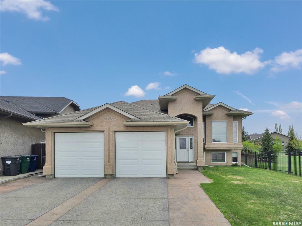 Photo de la propriété: 402 McKague Crescent SK S7R 0A6