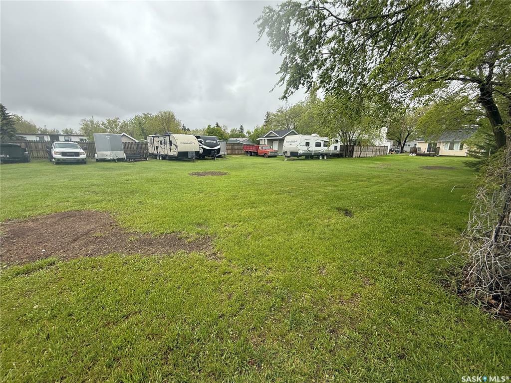 787 Hartney Avenue  Weyburn SK S4H 1H7 photo