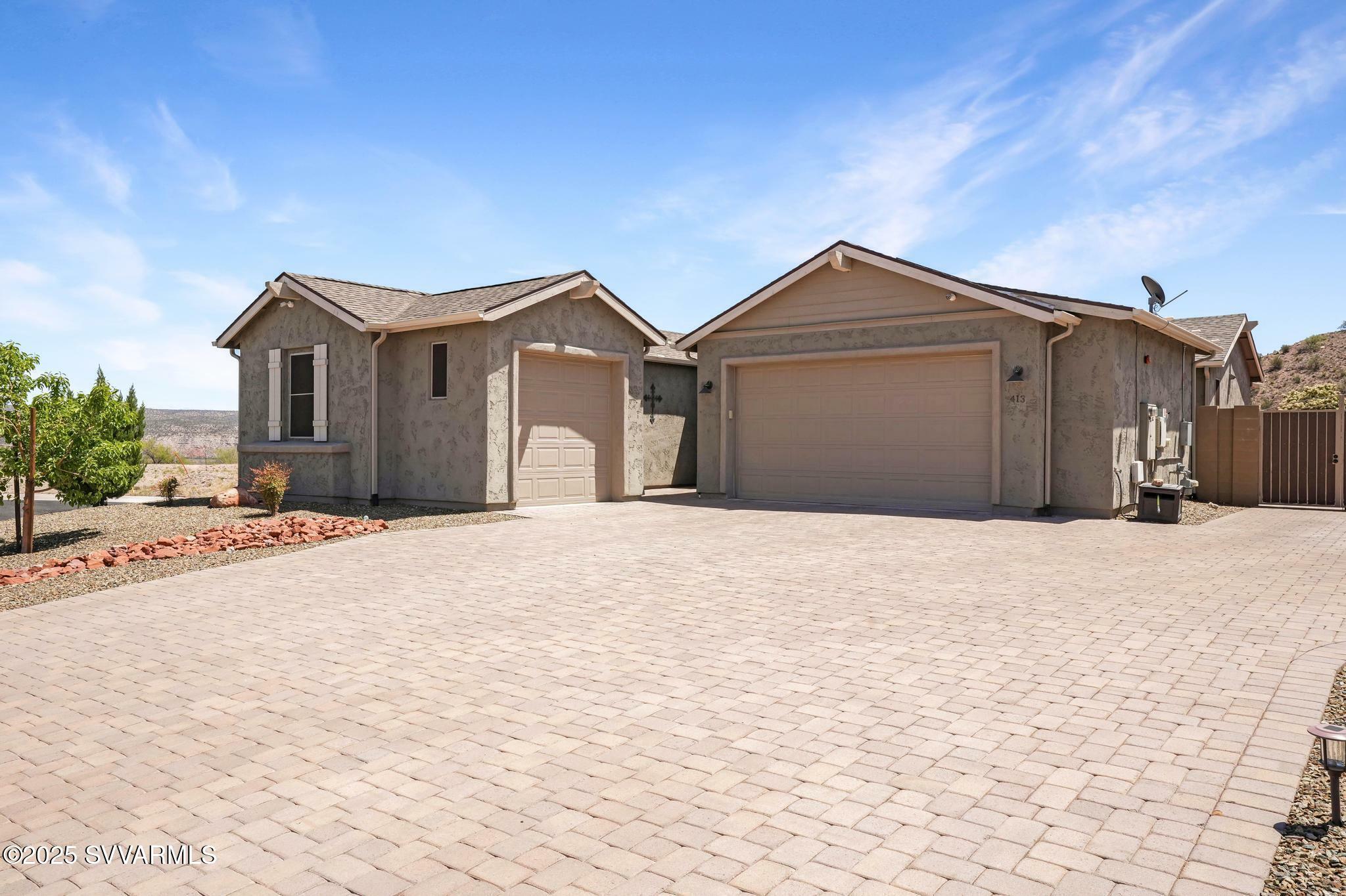 Property Photo: 413 Powder Box Rd AZ 86324