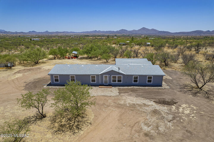 Property Photo:  16155 W Ili Teka Road  AZ 85601 