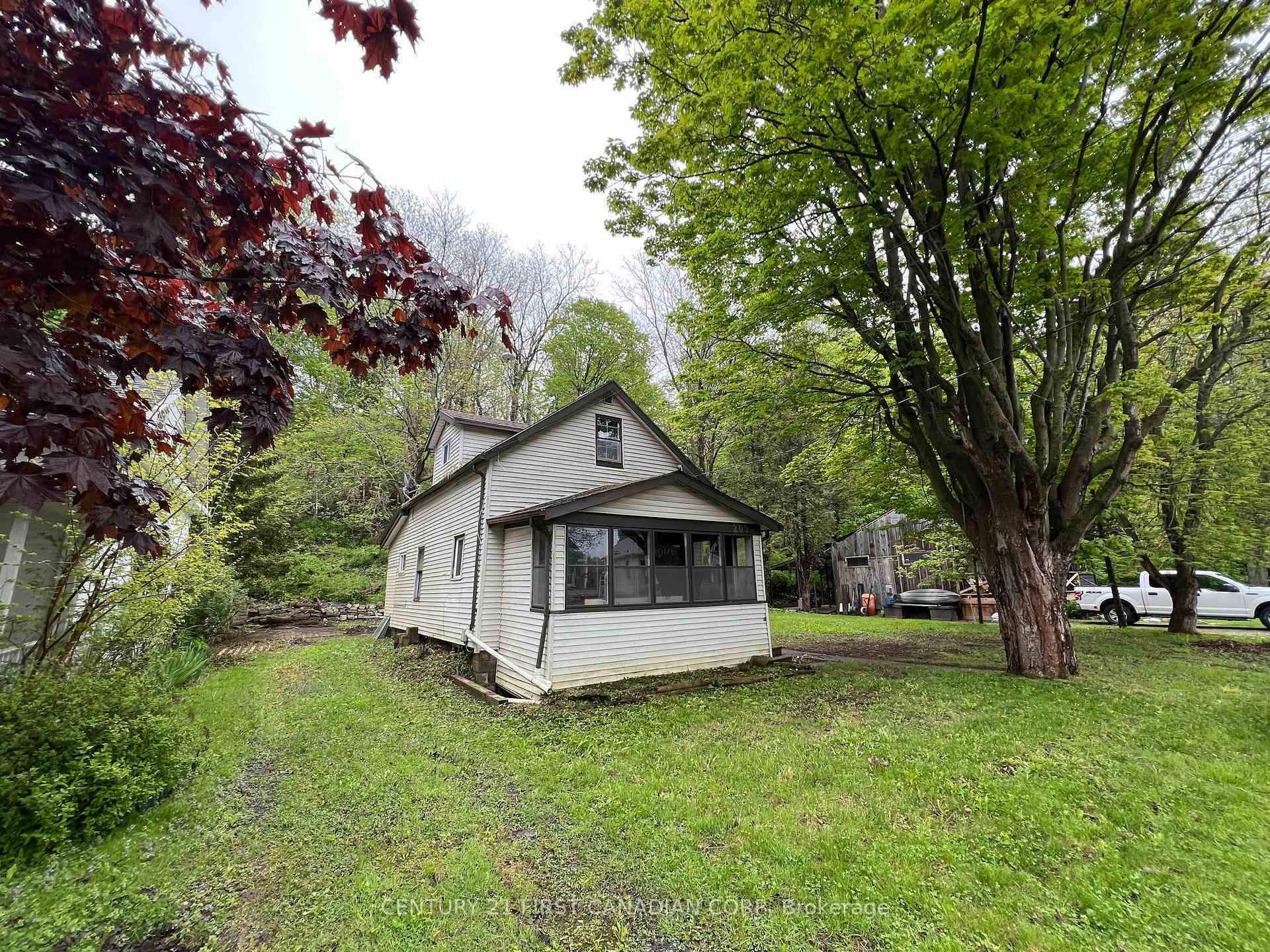 Photo de la propriété: 205 Orchard Street ON N5L 1C4