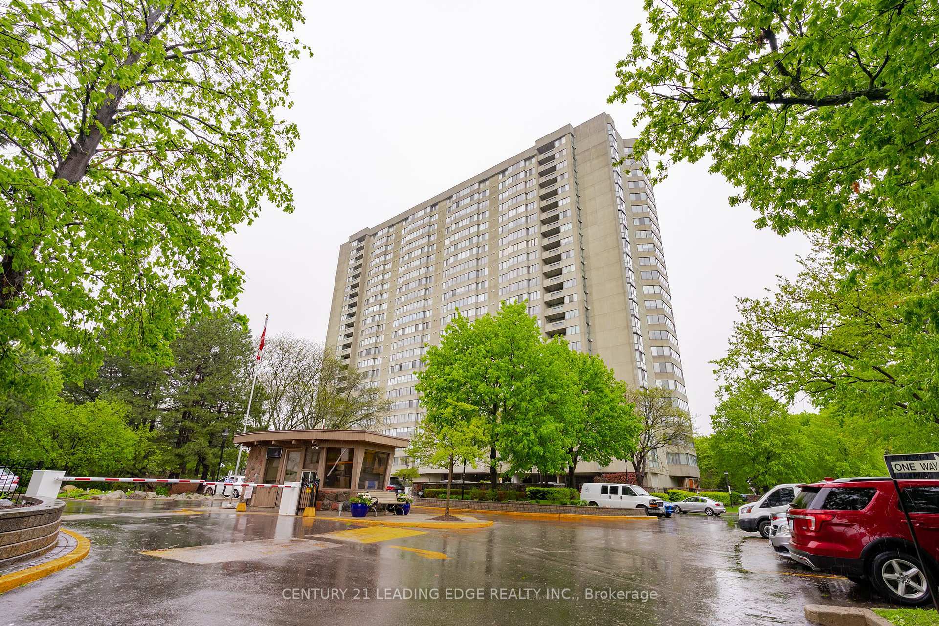 Photo de la propriété: 2350 Bridletowne Circle 908 ON M1W 3E6