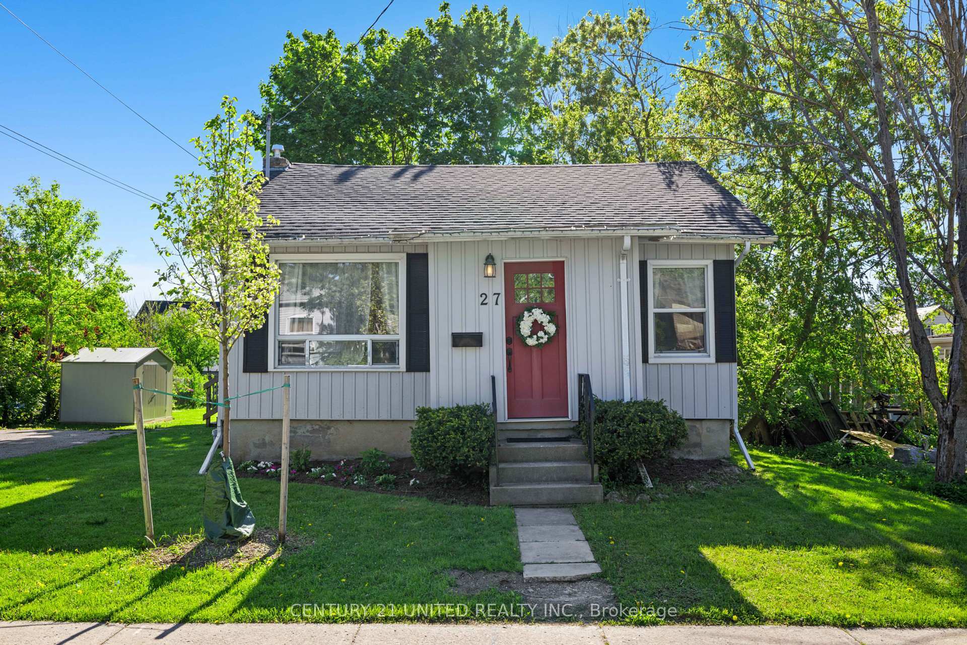 27 St Patrick Street  Kawartha Lakes ON K9V 1R2 photo