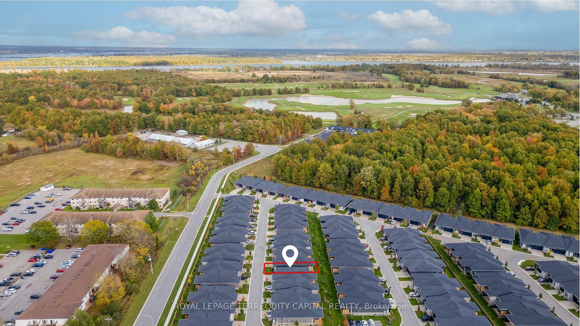 Property Photo:  8974 Willoughby Drive 19  ON L2G 0Y7 