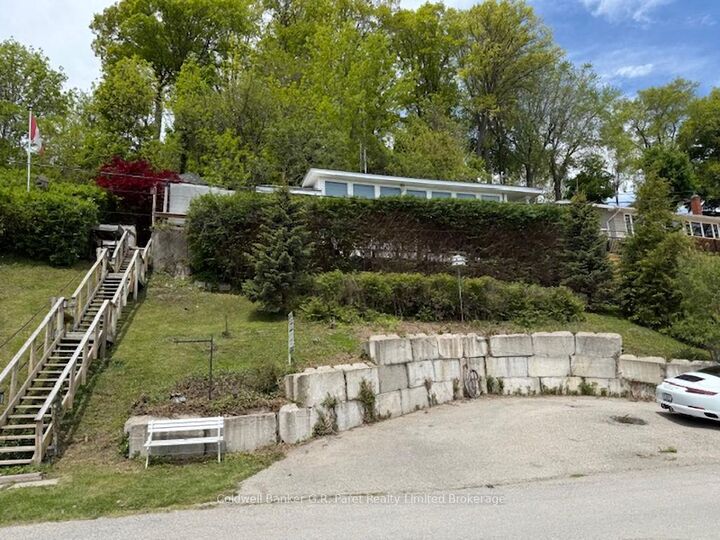 Property Photo: 61 Bluewater Avenue ON N0E 1P0