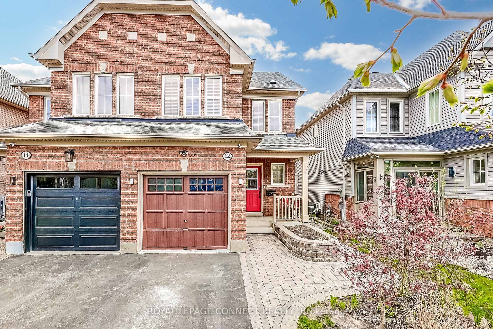 Property Photo: 12 Aldonschool Court ON L1S 0C5