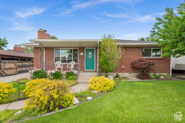 Property Photo: 475 E 6815 S UT 84047