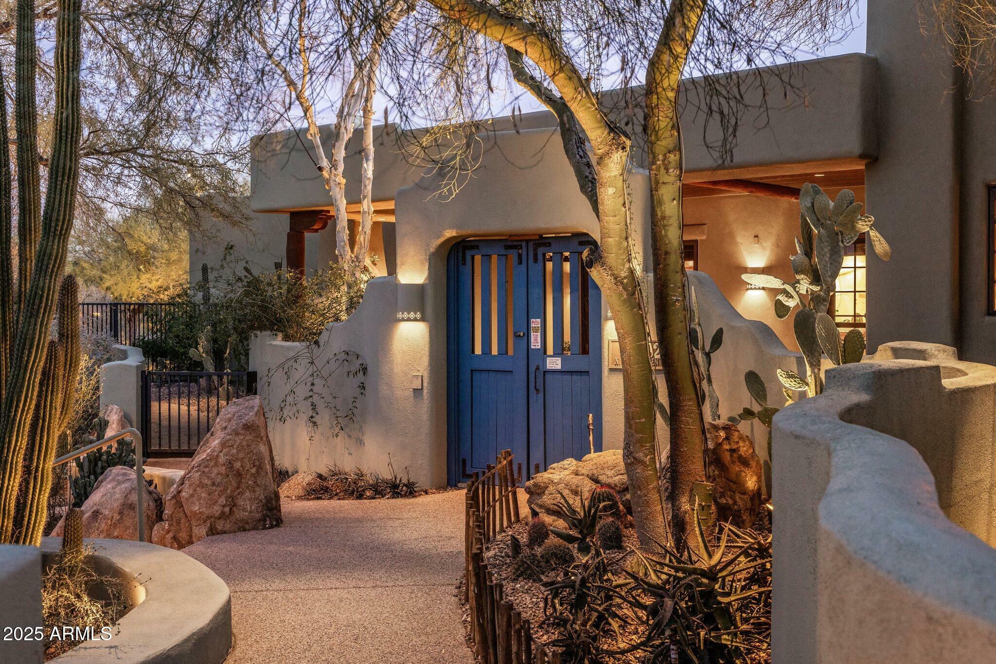 Property Photo:  25002 N Quail Haven Drive  AZ 85263 