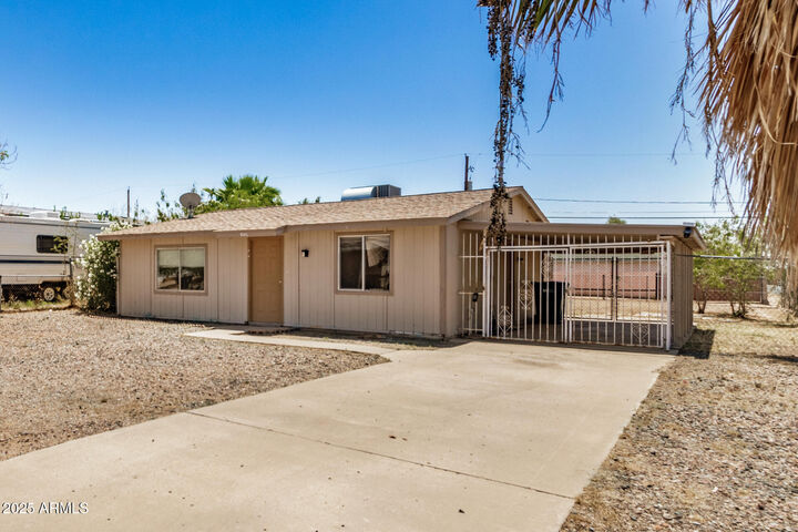 Property Photo: 8101 E 4th Avenue AZ 85208