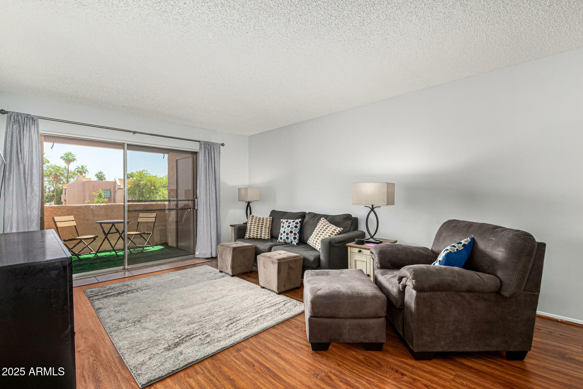 Property Photo:  540 N May -- 3117  AZ 85201 