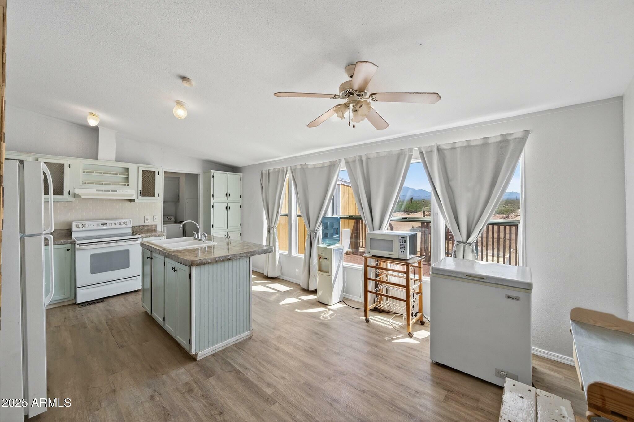 Property Photo: 19532 S Lone Ranger Road AZ 86438