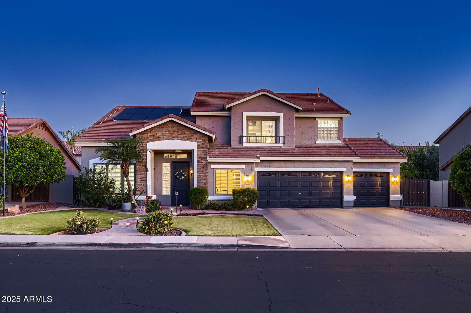 Property Photo: 4437 E Dartmouth Street AZ 85205