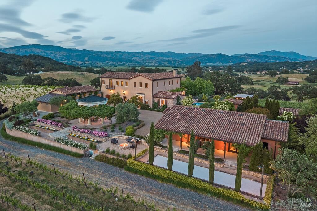 Property Photo: