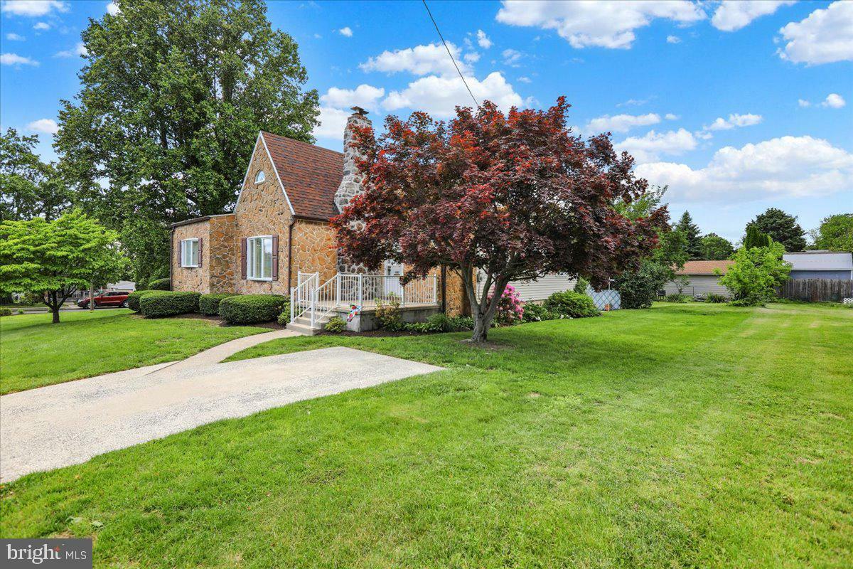 Property Photo: 1807 King Street PA 19605