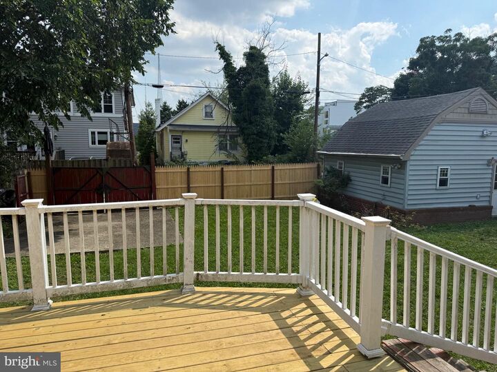 Property Photo: 820 Whittier Place NW DC 20012