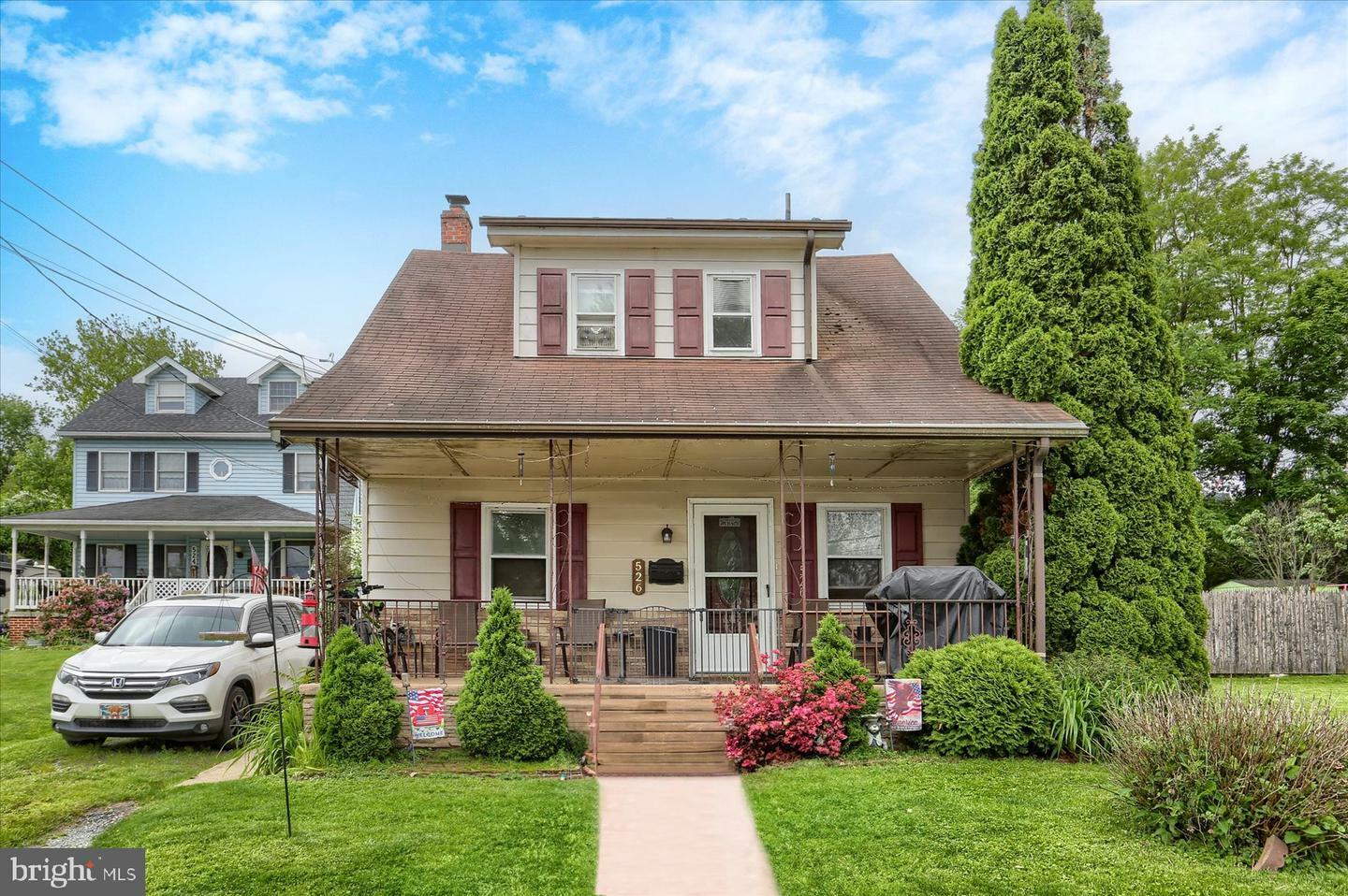 526 N 3rd Street  Wormleysburg PA 17043 photo
