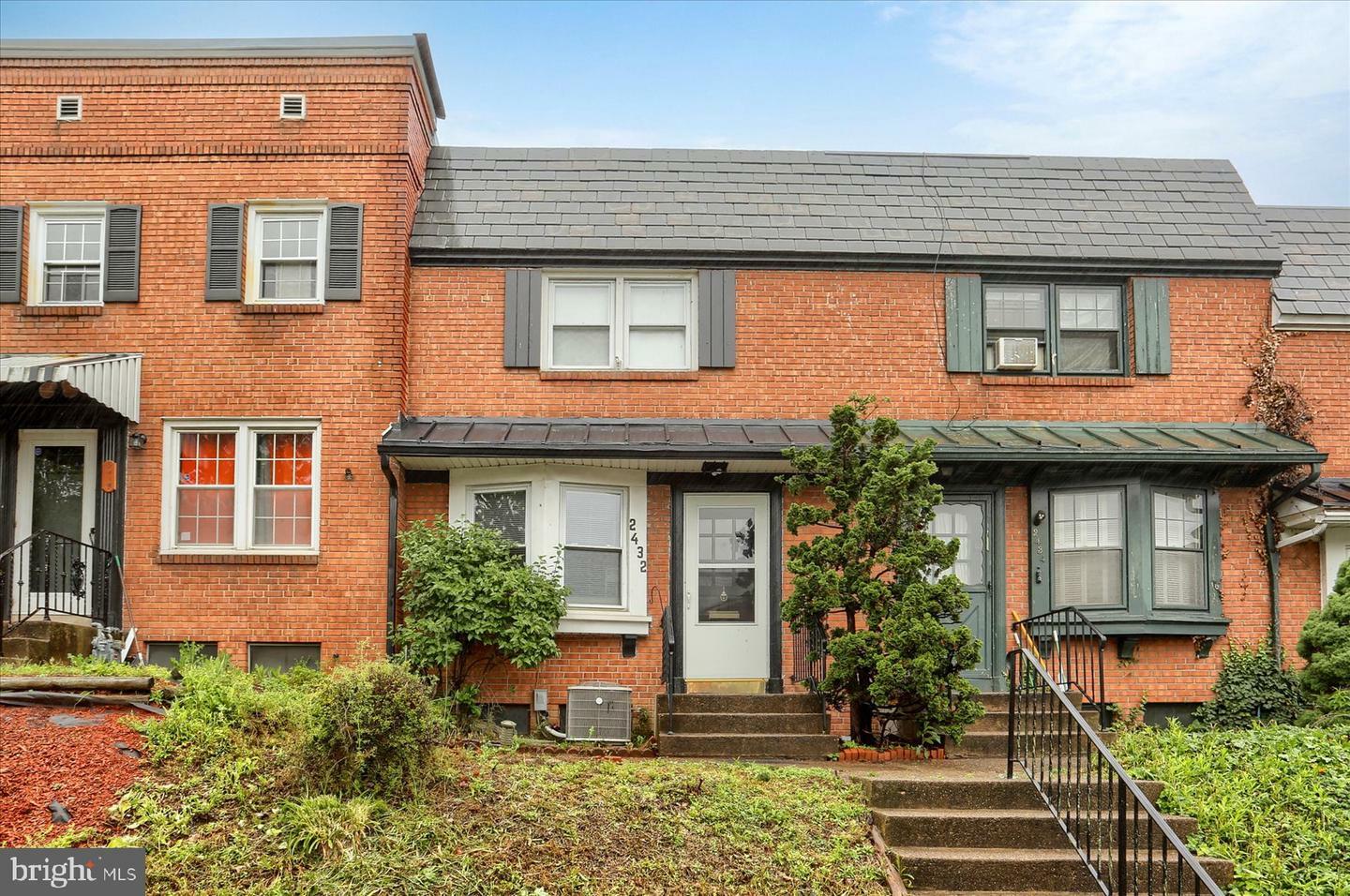 Property Photo: 2432 Brookwood Street PA 17104