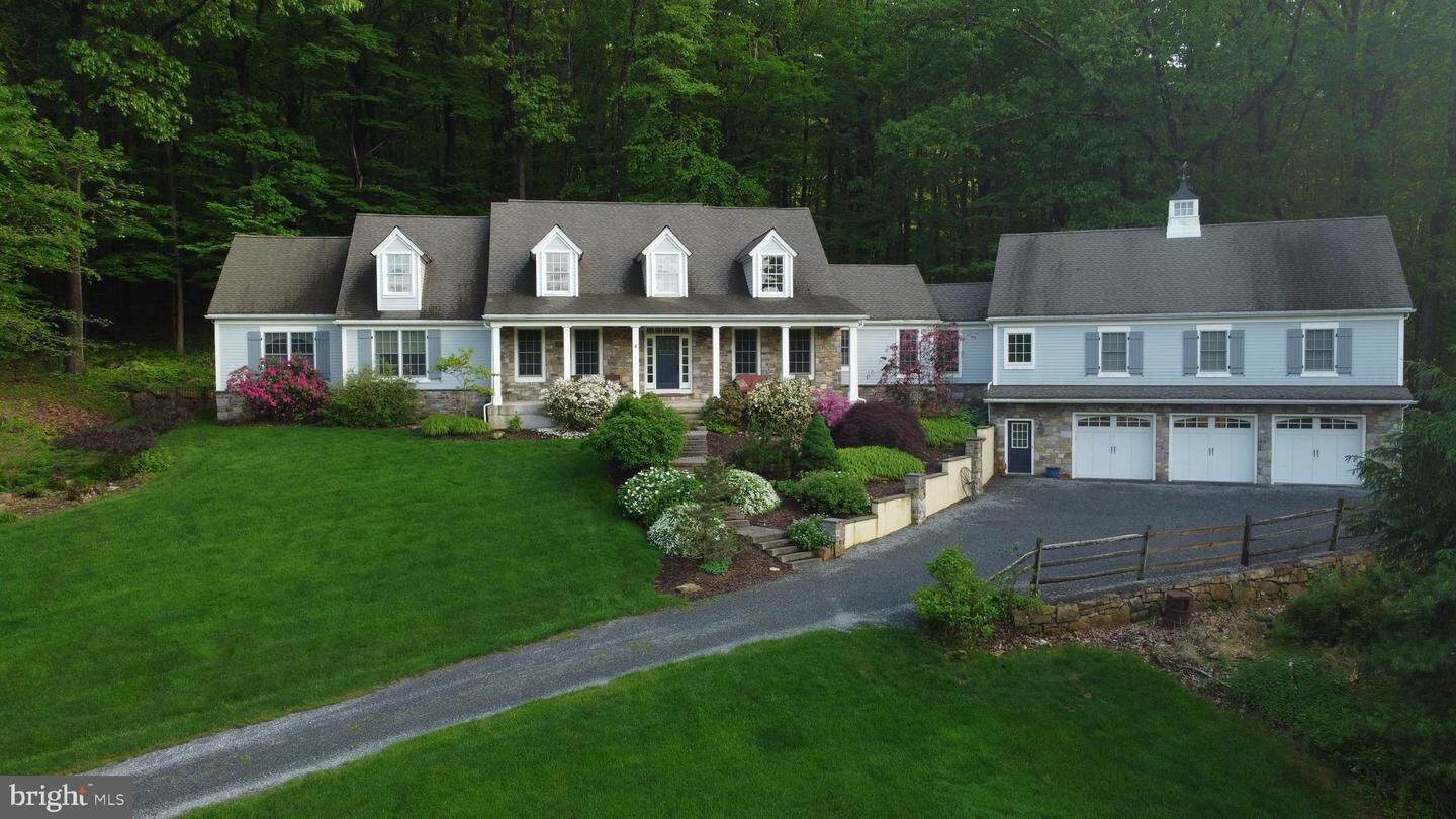 Property Photo:  135 Coffeetown Road  PA 18042