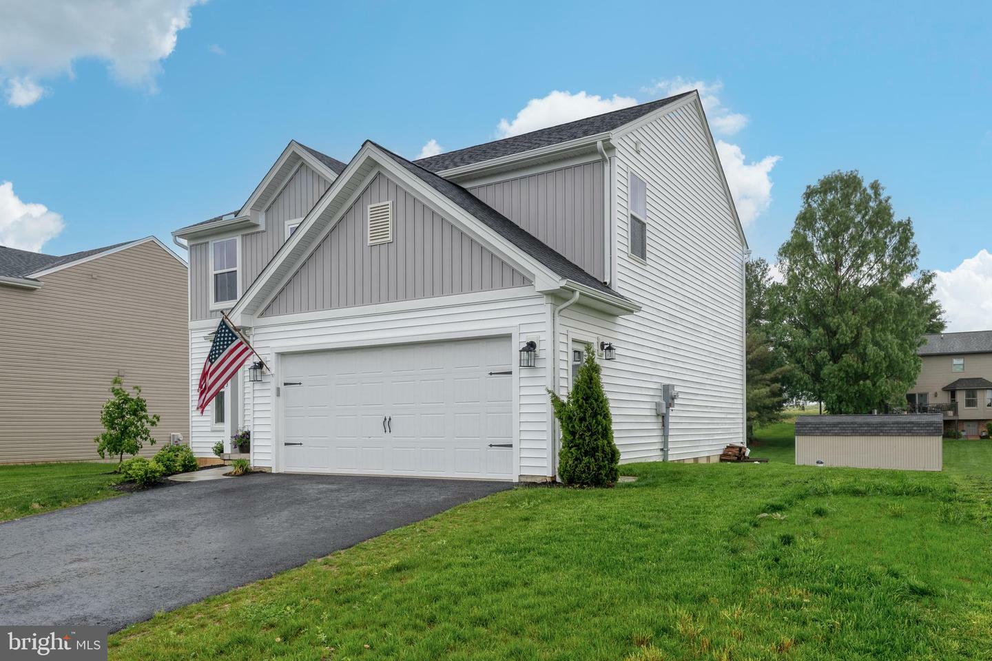 Property Photo: 113 Appaloosa Drive PA 17547