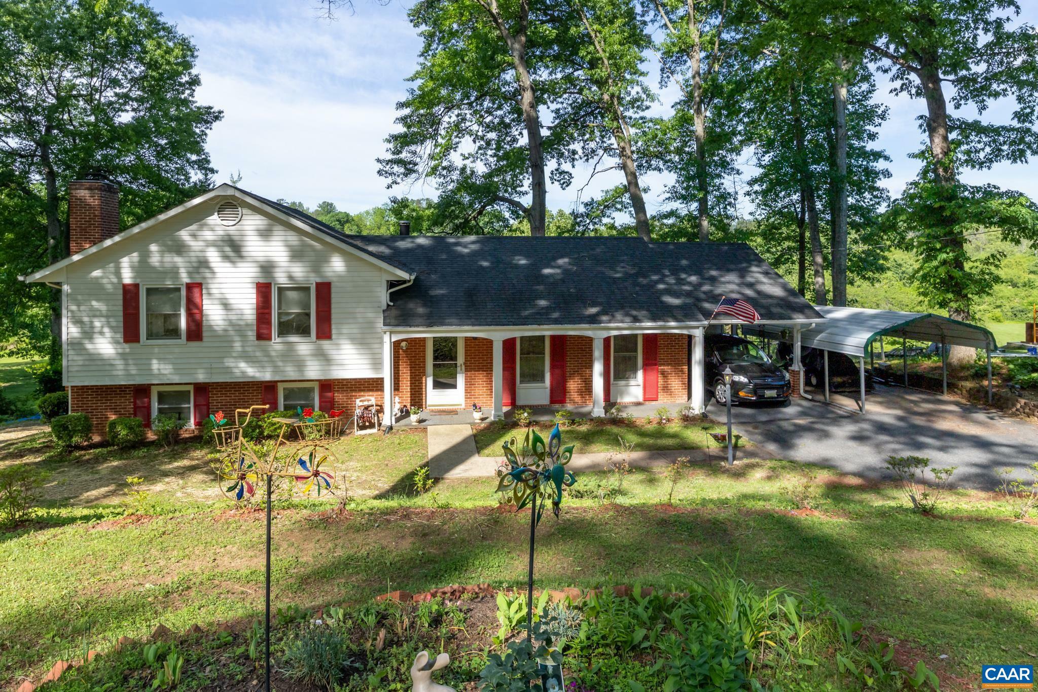 Property Photo: 186 Sunset Dr VA 22973