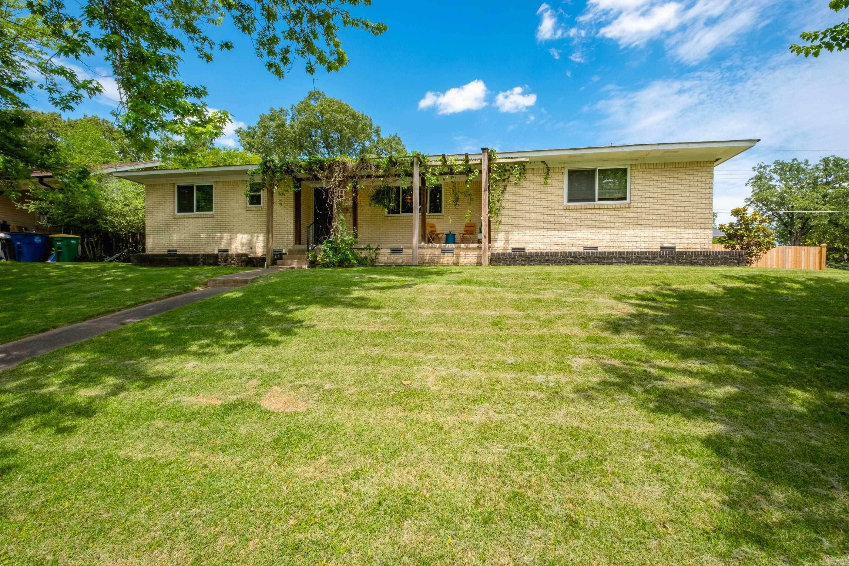 Property Photo:  4500 Glenmere Road  AR 72116 