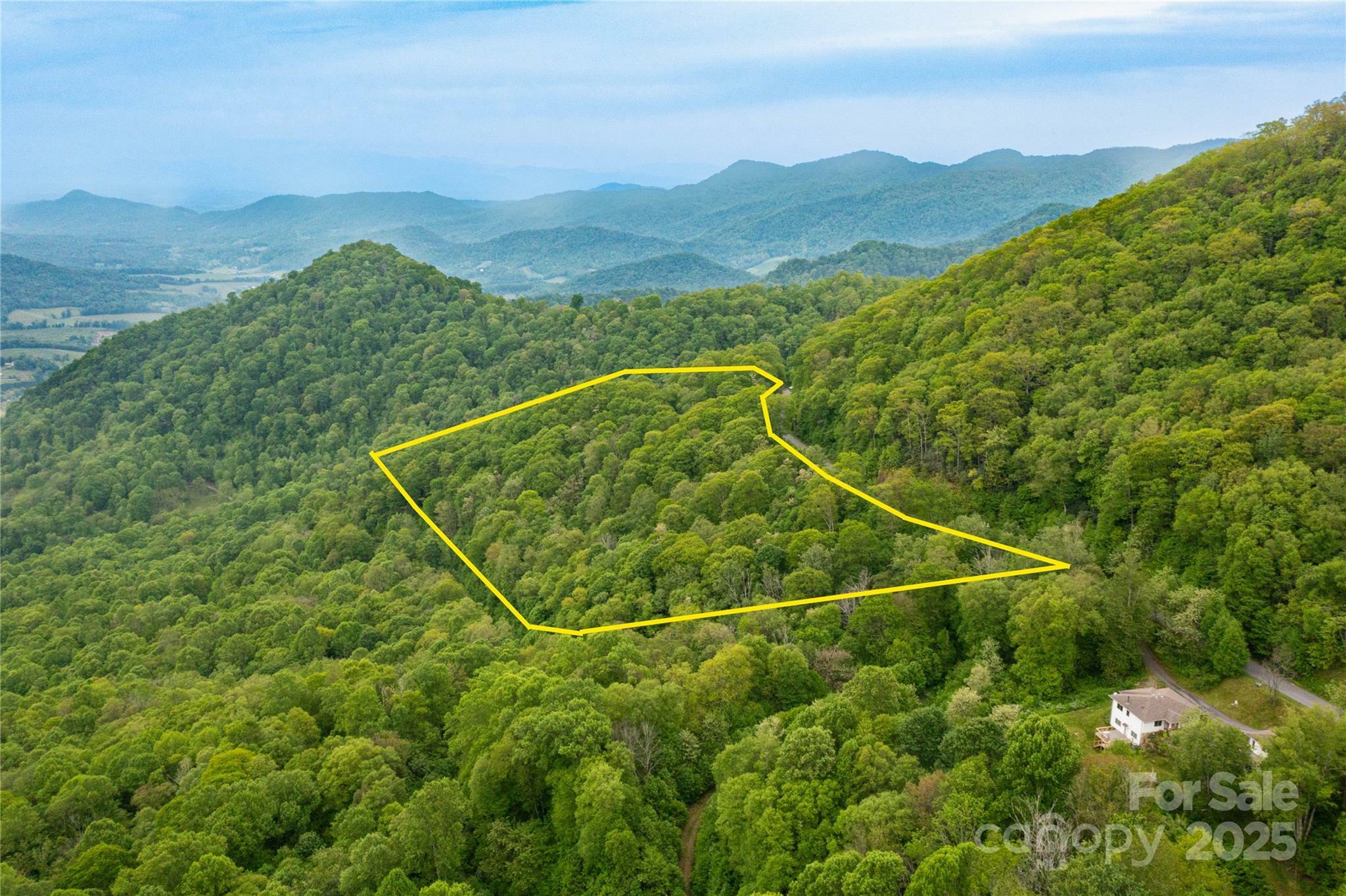 Property Photo: 999 Mount Soma Boulevard NC 28721