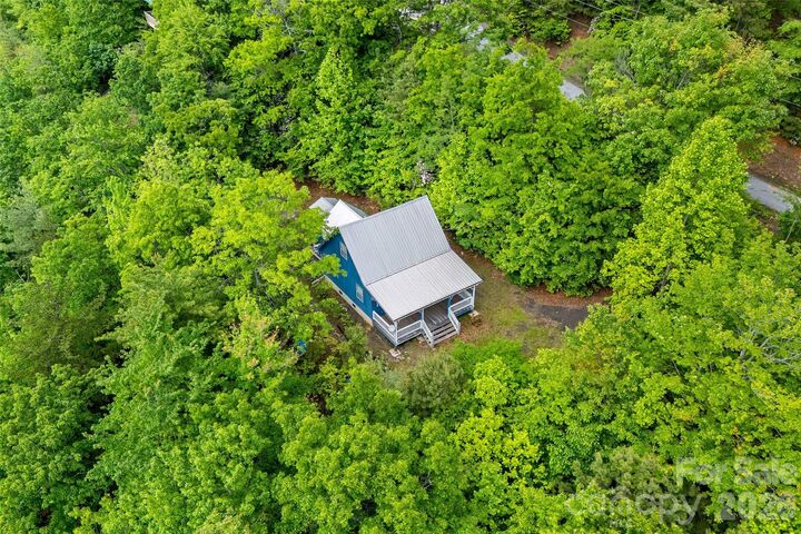 Property Photo:  42 Parkway Drive  NC 28752 
