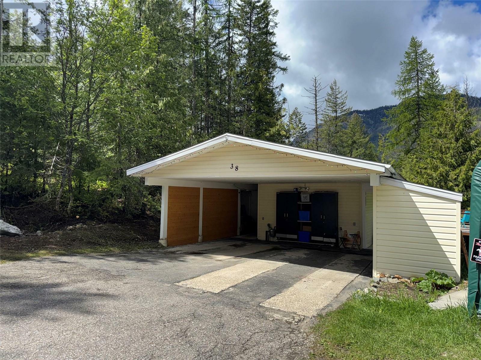 Property Photo: 891 Monte Vista Drive 38 BC V0G 1Y0
