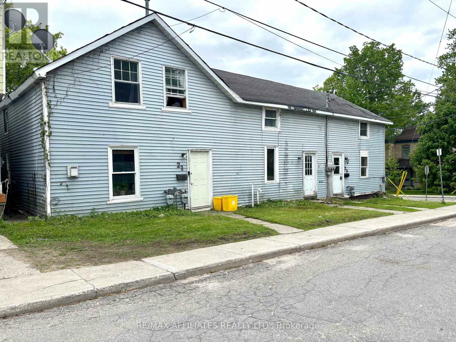Property Photo: 25 Church Street West ON K7A 1P6