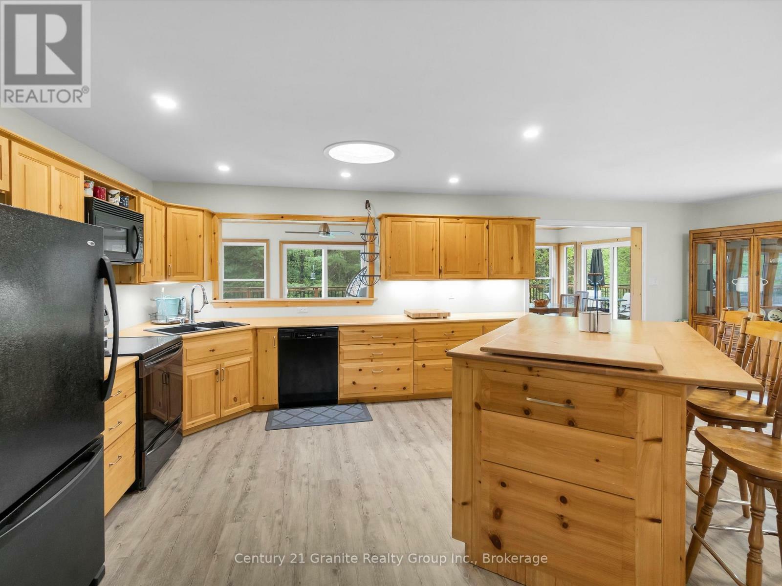 Property Photo:  2302 Buckslide Road  ON K0M 1J1 