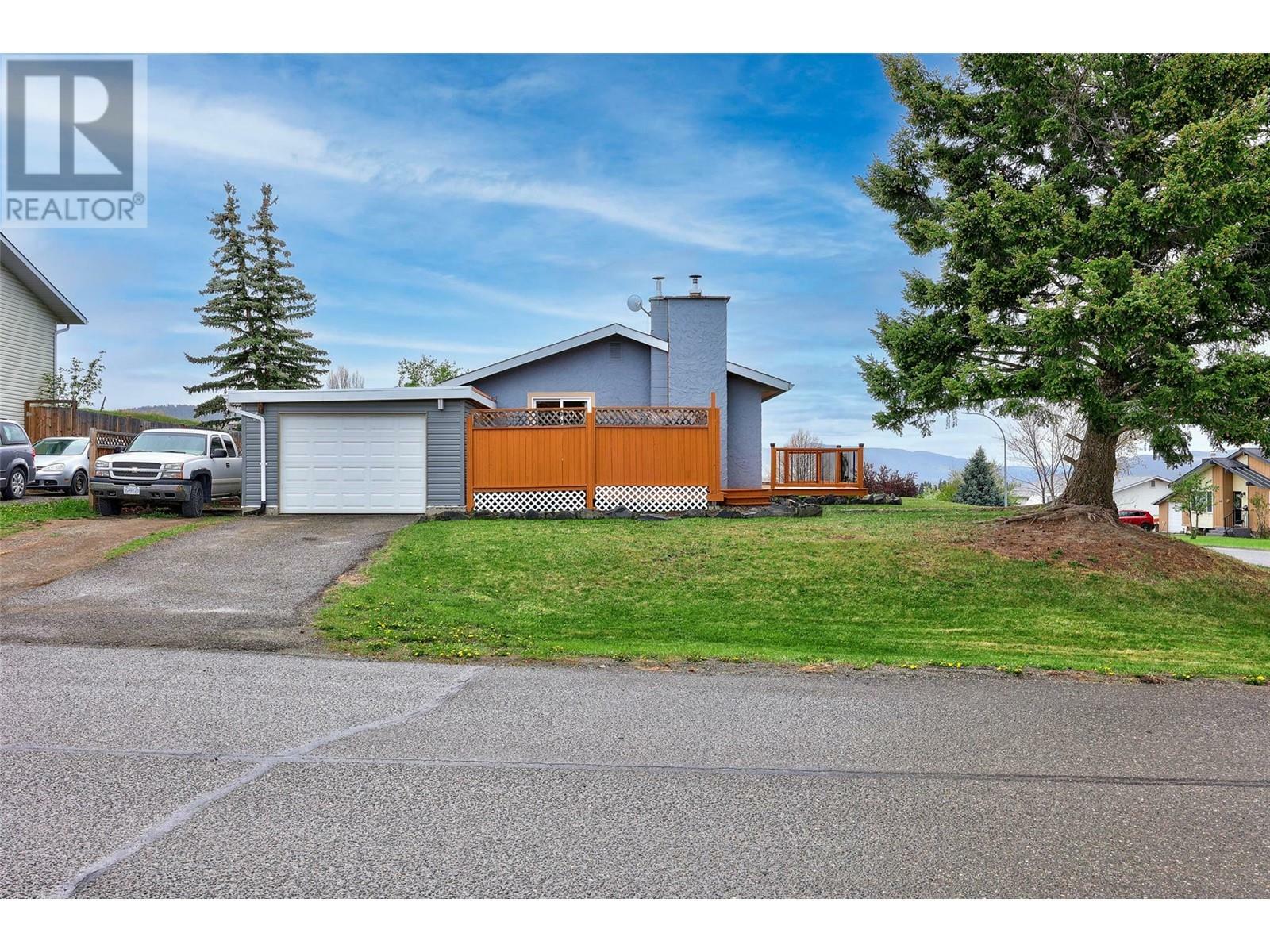 Property Photo: 423 Opal Drive BC V0K 1W0