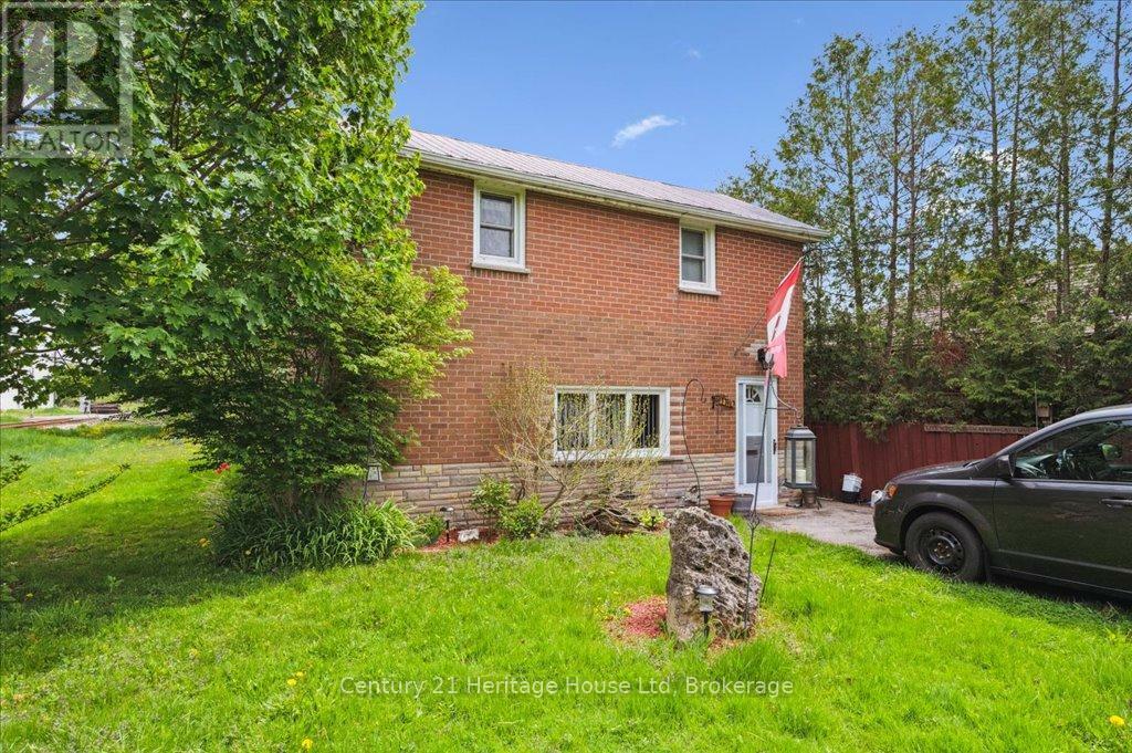Property Photo: 2 Johnston Street ON N1E 5T3