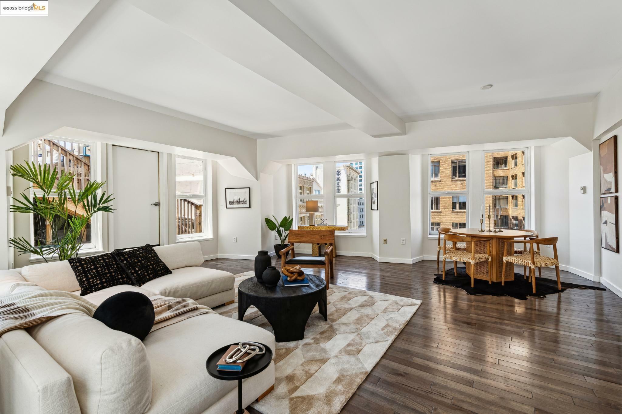 Property Photo: 1615 Broadway 8 CA 94612