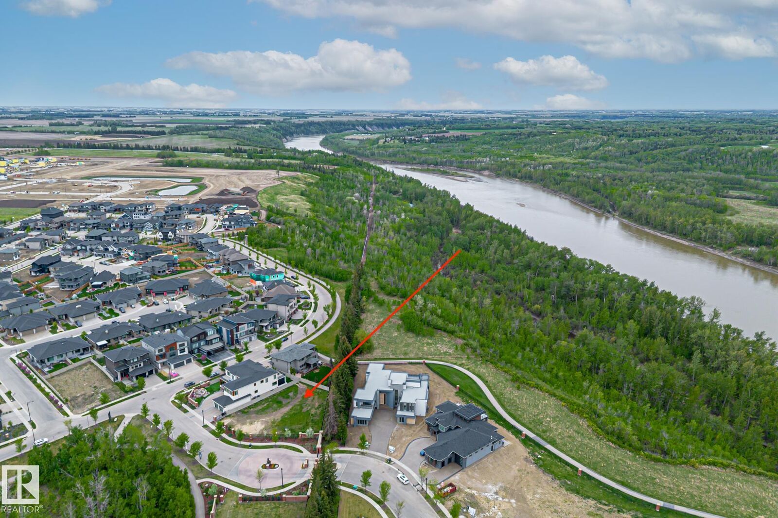 Property Photo:  3466 Keswick Boulevard SW 22  AB T6W 3S4 