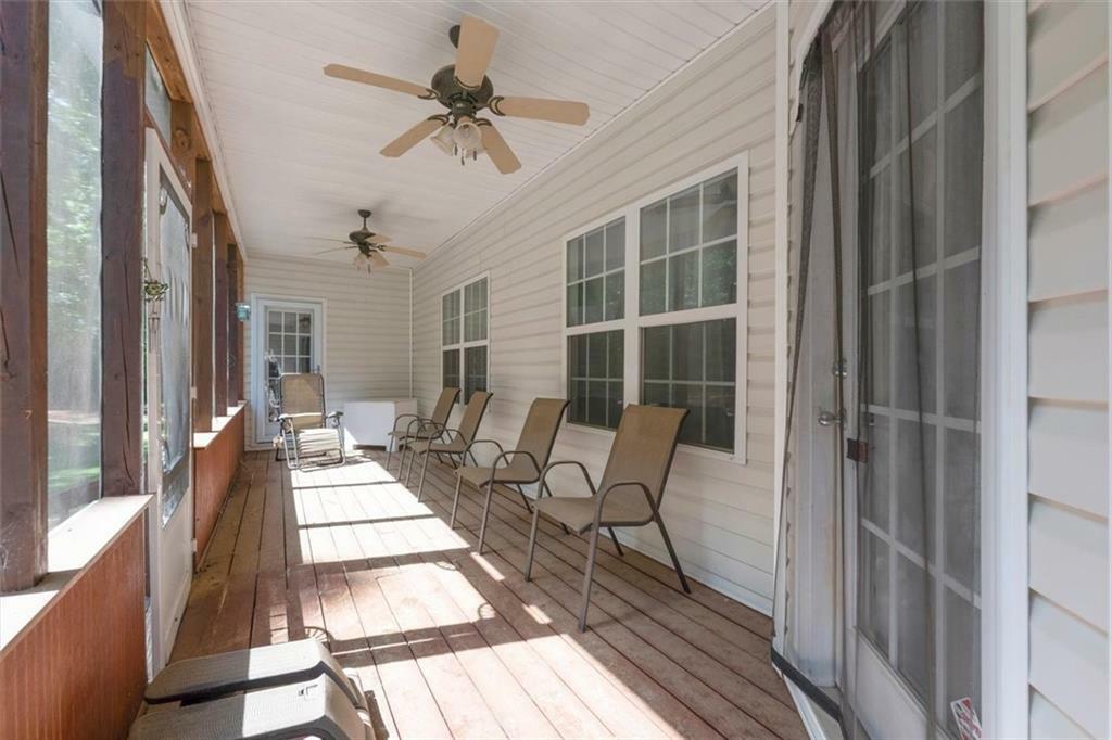 Property Photo: 413 Tuxedo Drive GA 30530