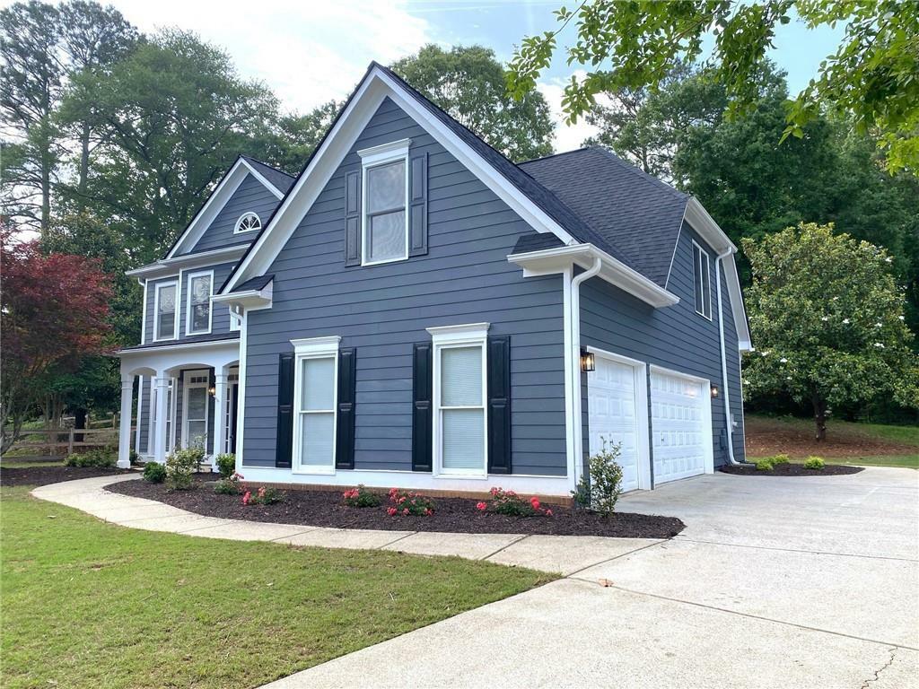 Property Photo: 219 Maple Creek GA 30188