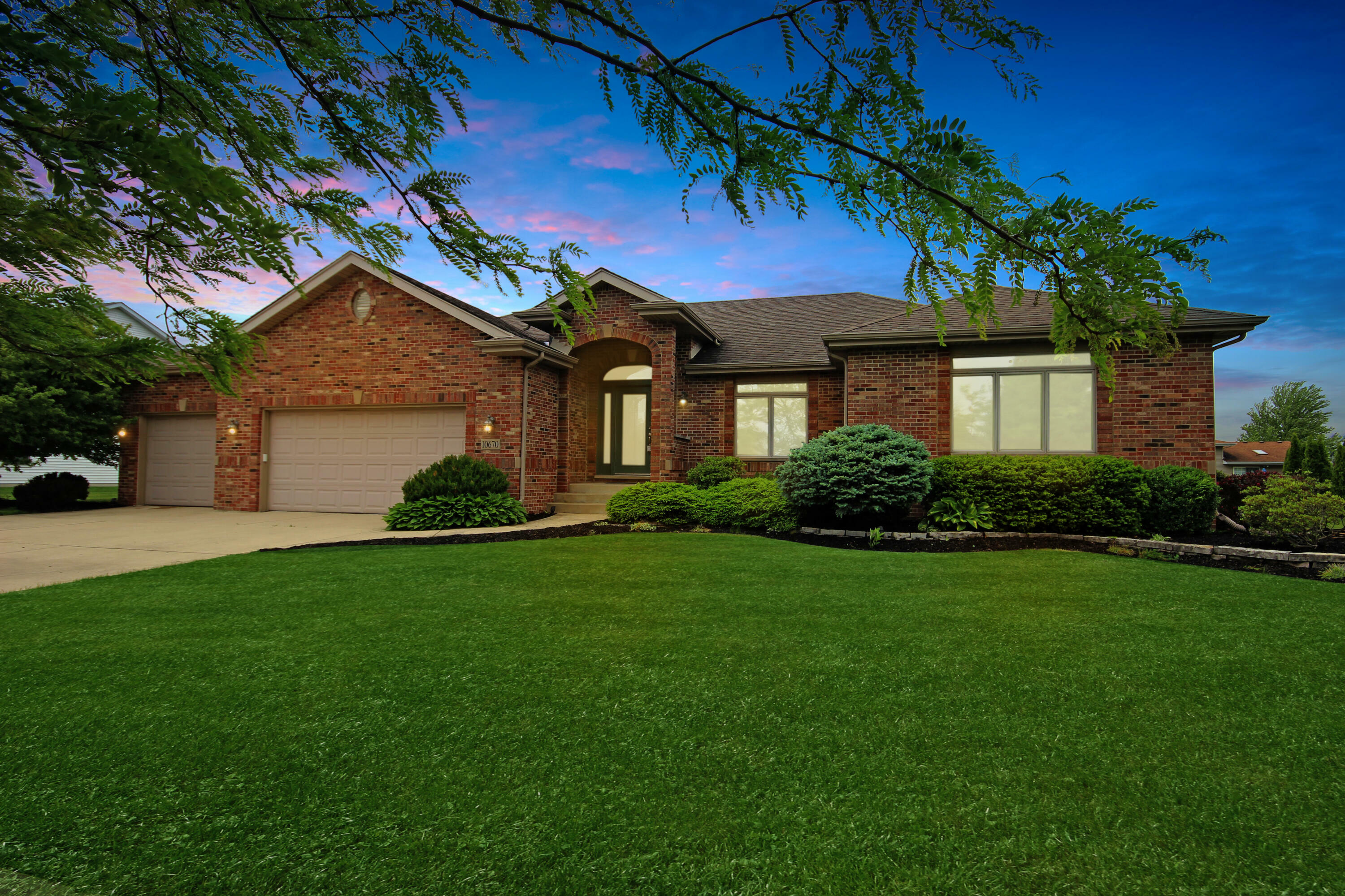 10670 Northcote Drive  St. John IN 46373 photo
