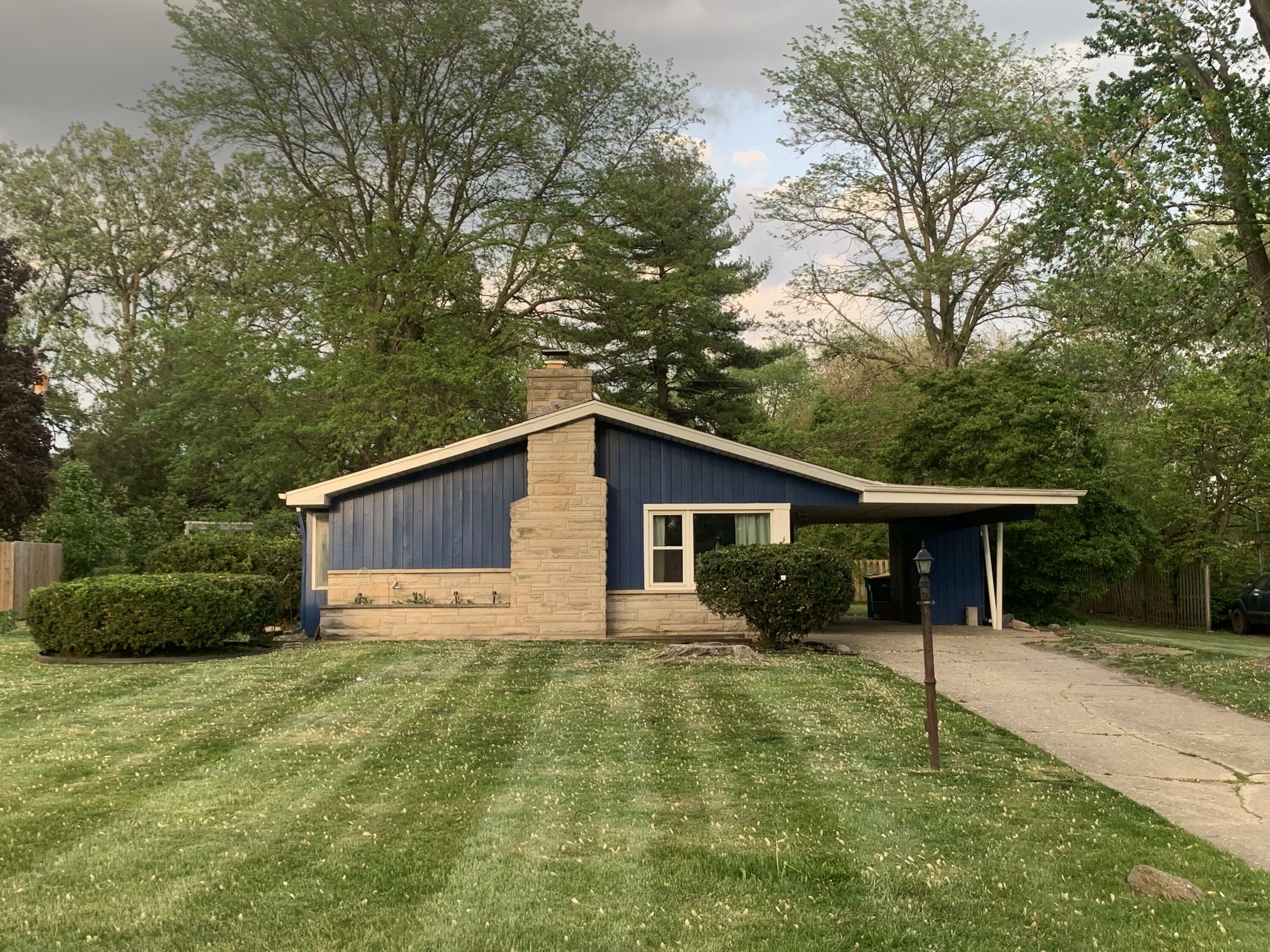 Property Photo: 5847 Taft Place IN 46410