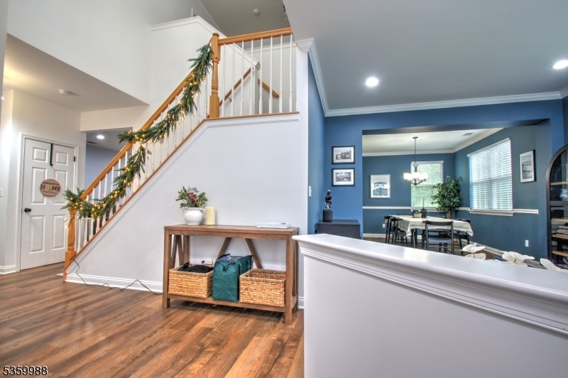 Property Photo: 6 N Glen Cir NJ 07438