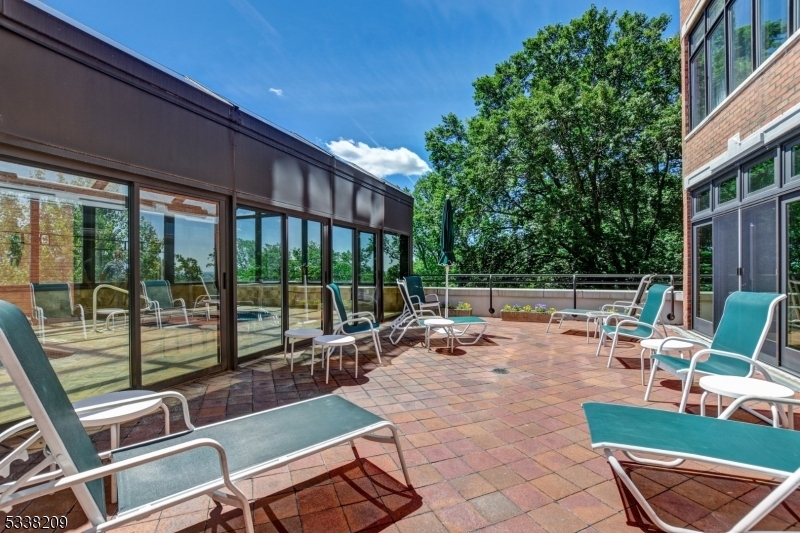 Property Photo: 616 South Orange Ave 7G NJ 07040