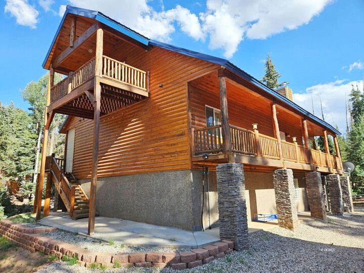 Property Photo: 250 S Silver Spruce Dr UT 84762