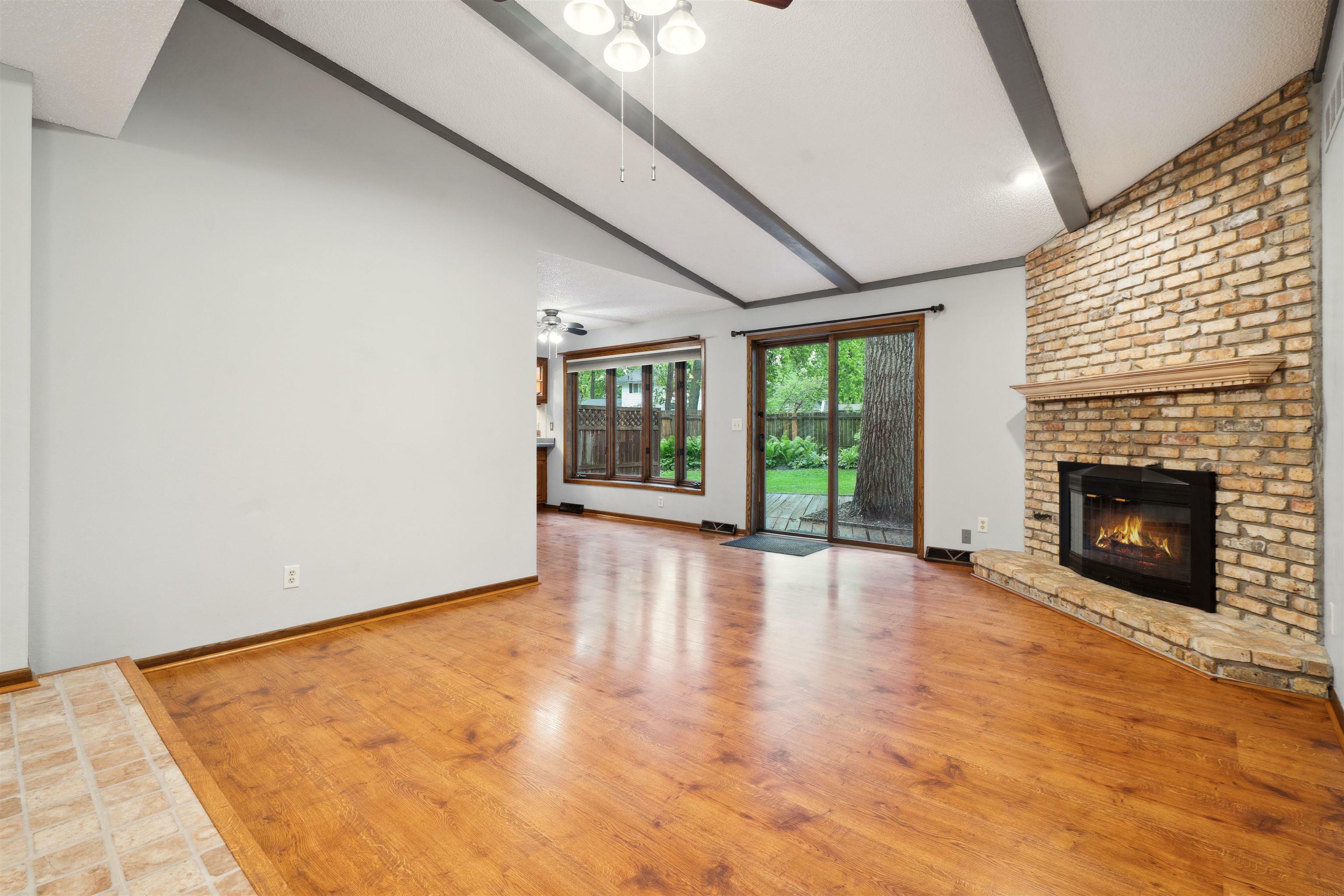 Property Photo: 2403 Neola Street IA 50613