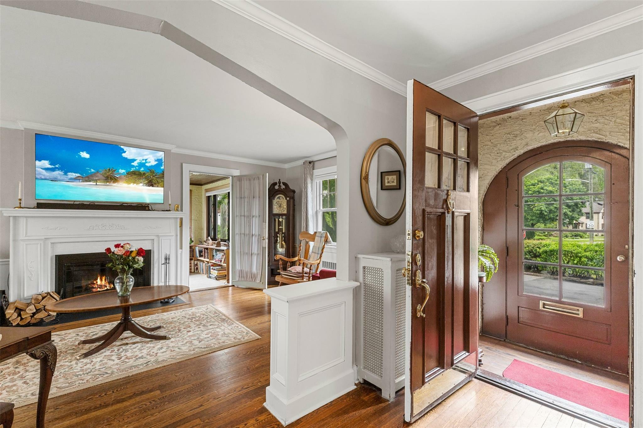 Property Photo: 19 Glenorchy Place NY 10804
