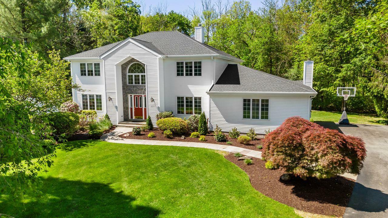 Property Photo: 2377 Rela Lane NY 10598