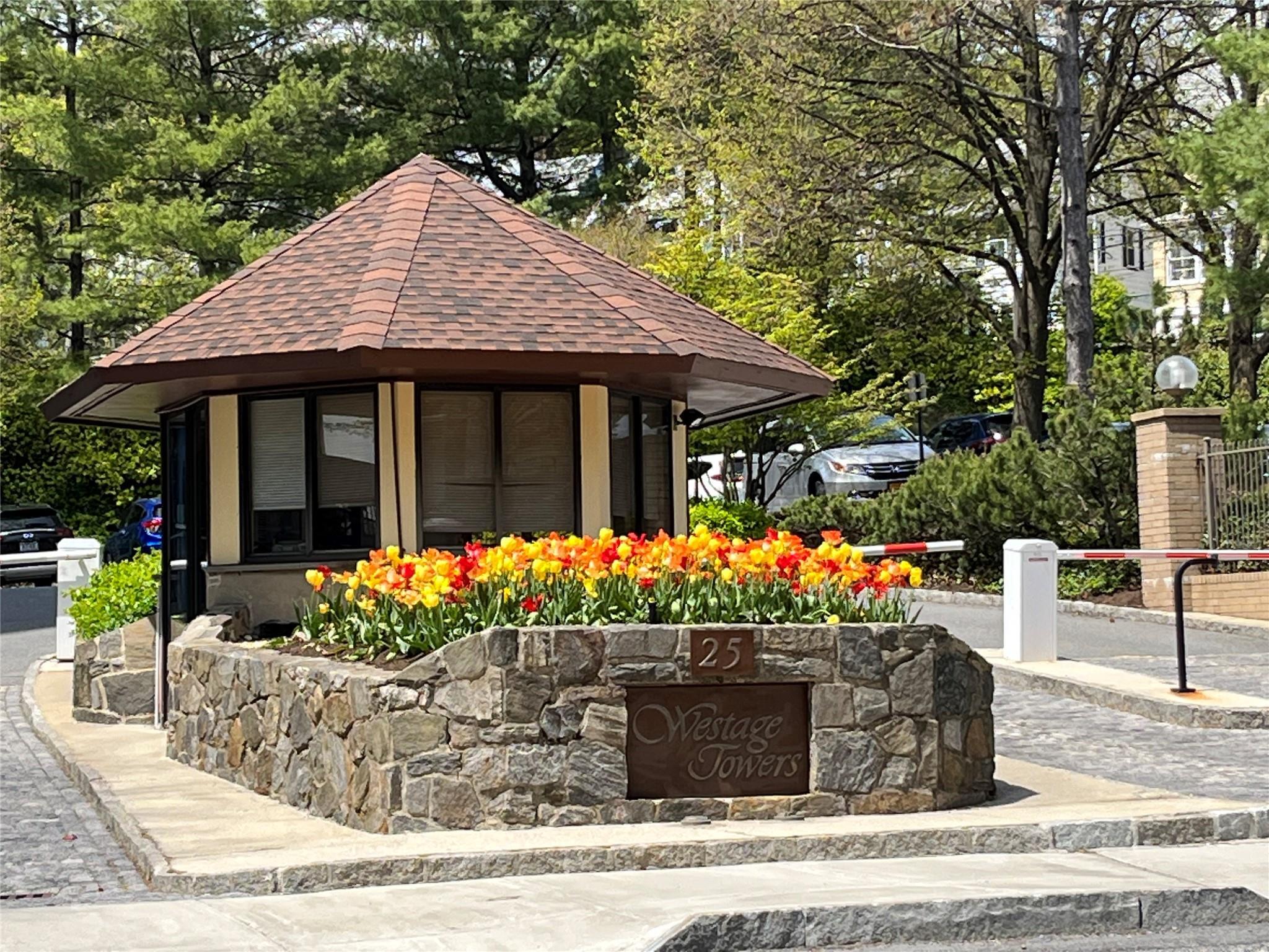 Property Photo:  25 Rockledge Avenue 601  NY 10601 
