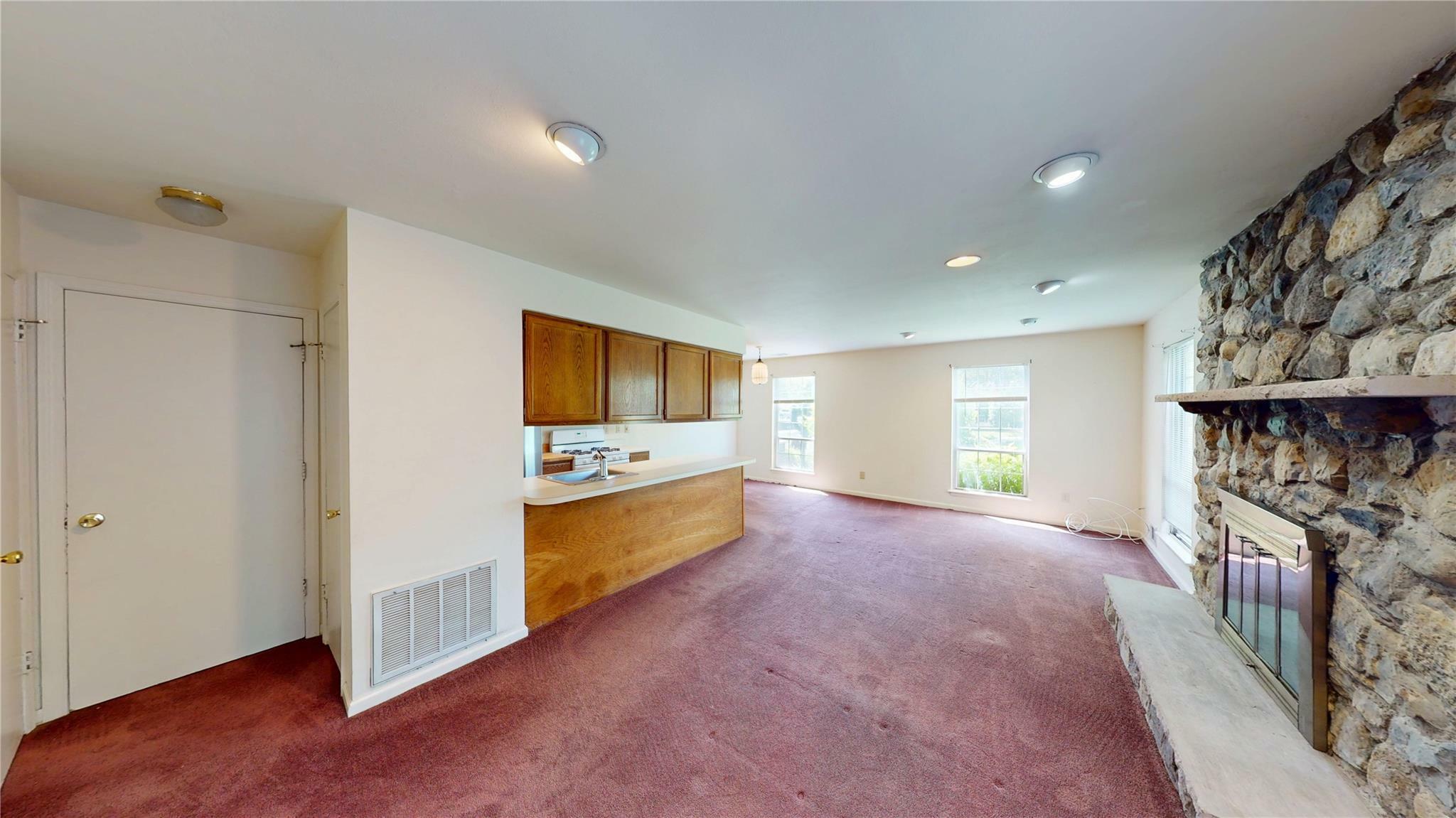 27 The Rise  Warwick (Village) NY 10990 photo