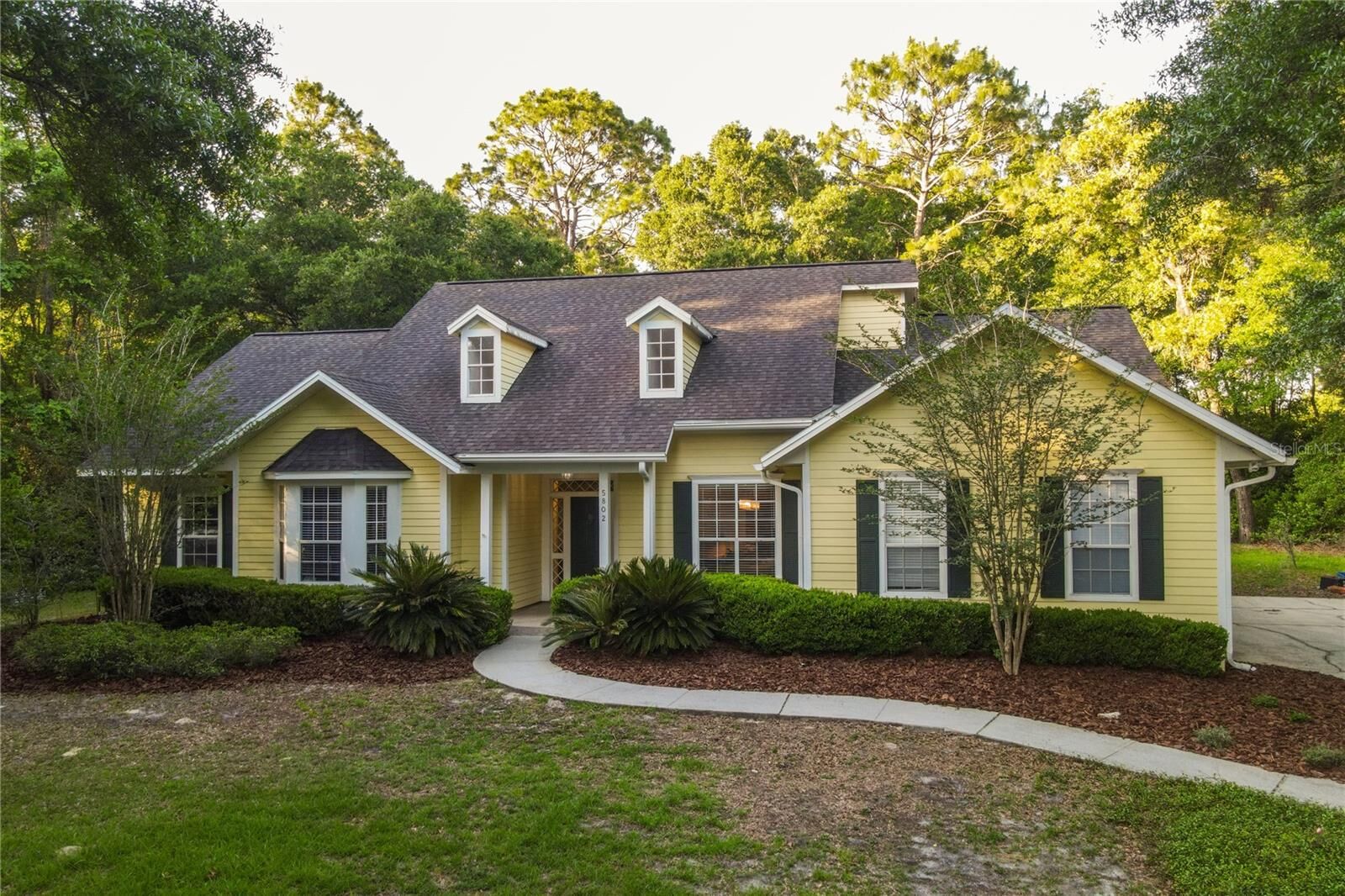 Property Photo: 5802 SW 89th Terrace FL 32608