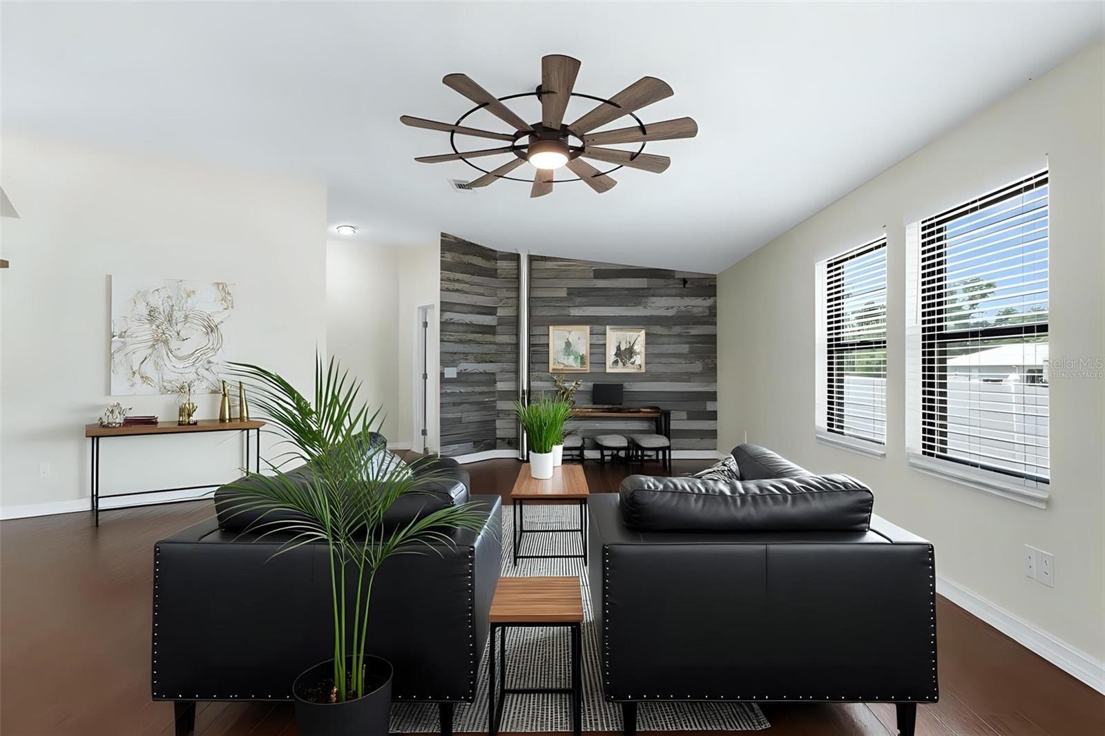 Property Photo:  4305 Heyward Street  FL 34291 