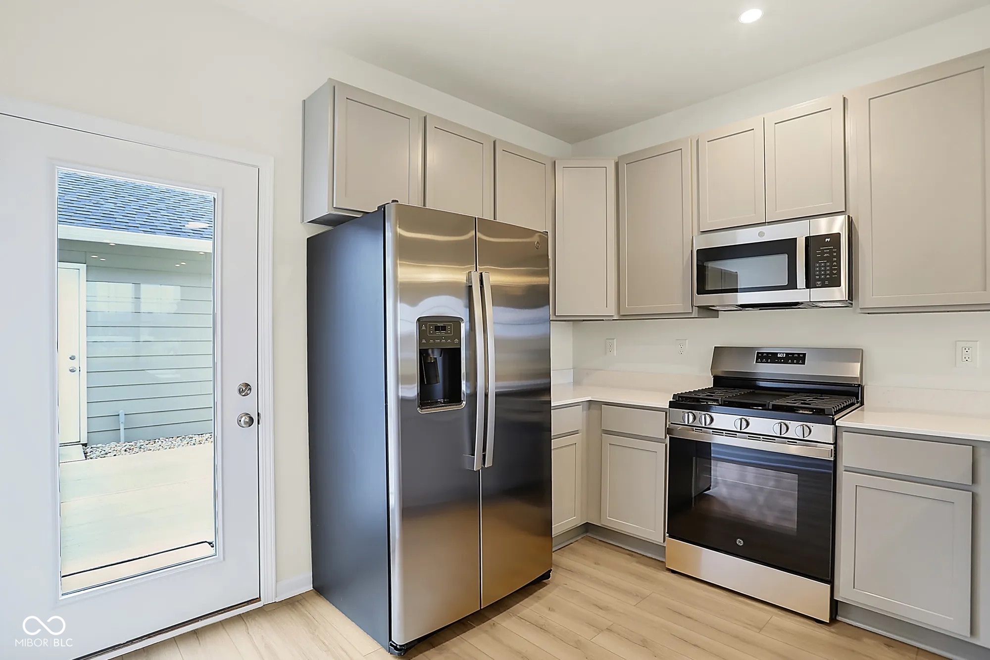 Property Photo: 3927 Wren Drive IN 46112
