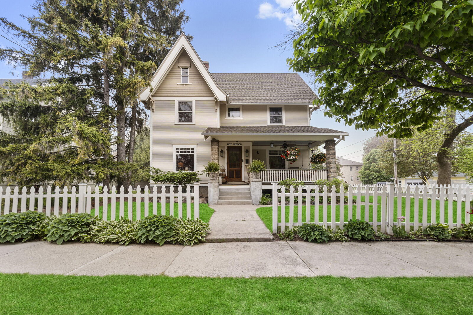 Property Photo:  N57w6508 Center St  WI 53012 